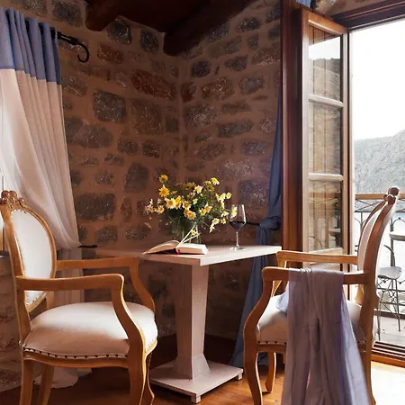 Kyrimai Hotel Gerolimenas