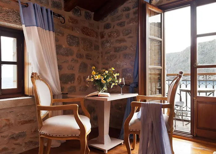 Kyrimai Hotel Yerolimin