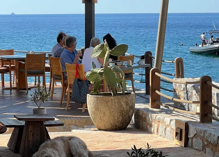 Kyrimai Hotel Gerolimenas